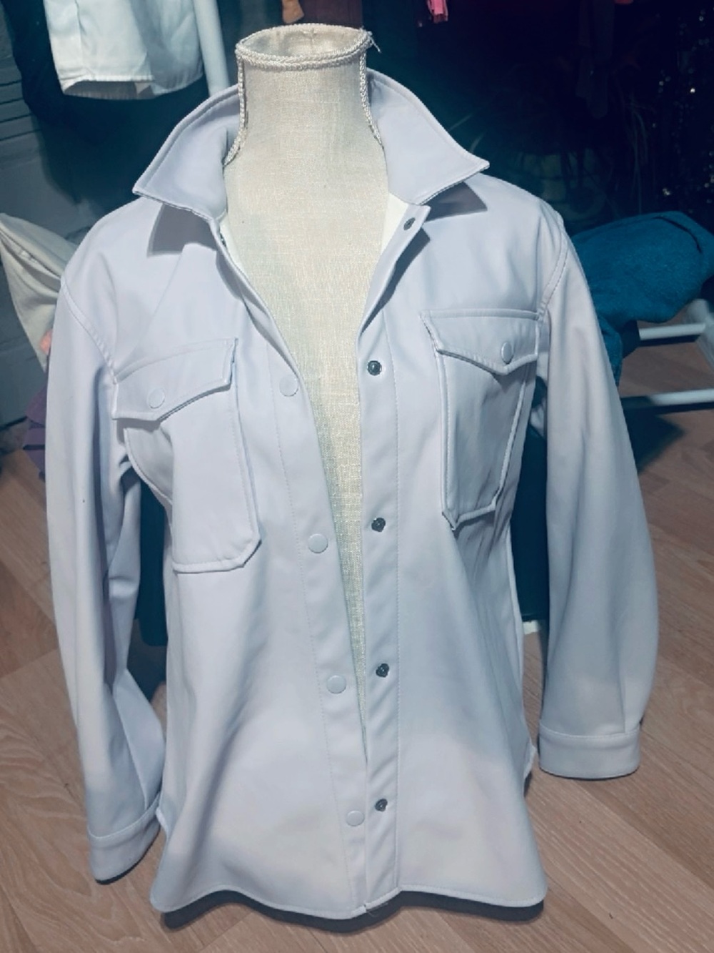 Women's Light Gray Utility Button-Front Jacket